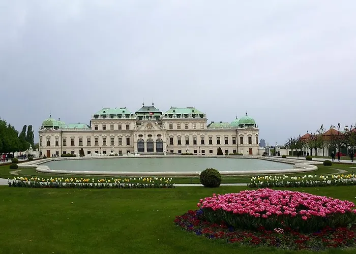 Belvedere Central